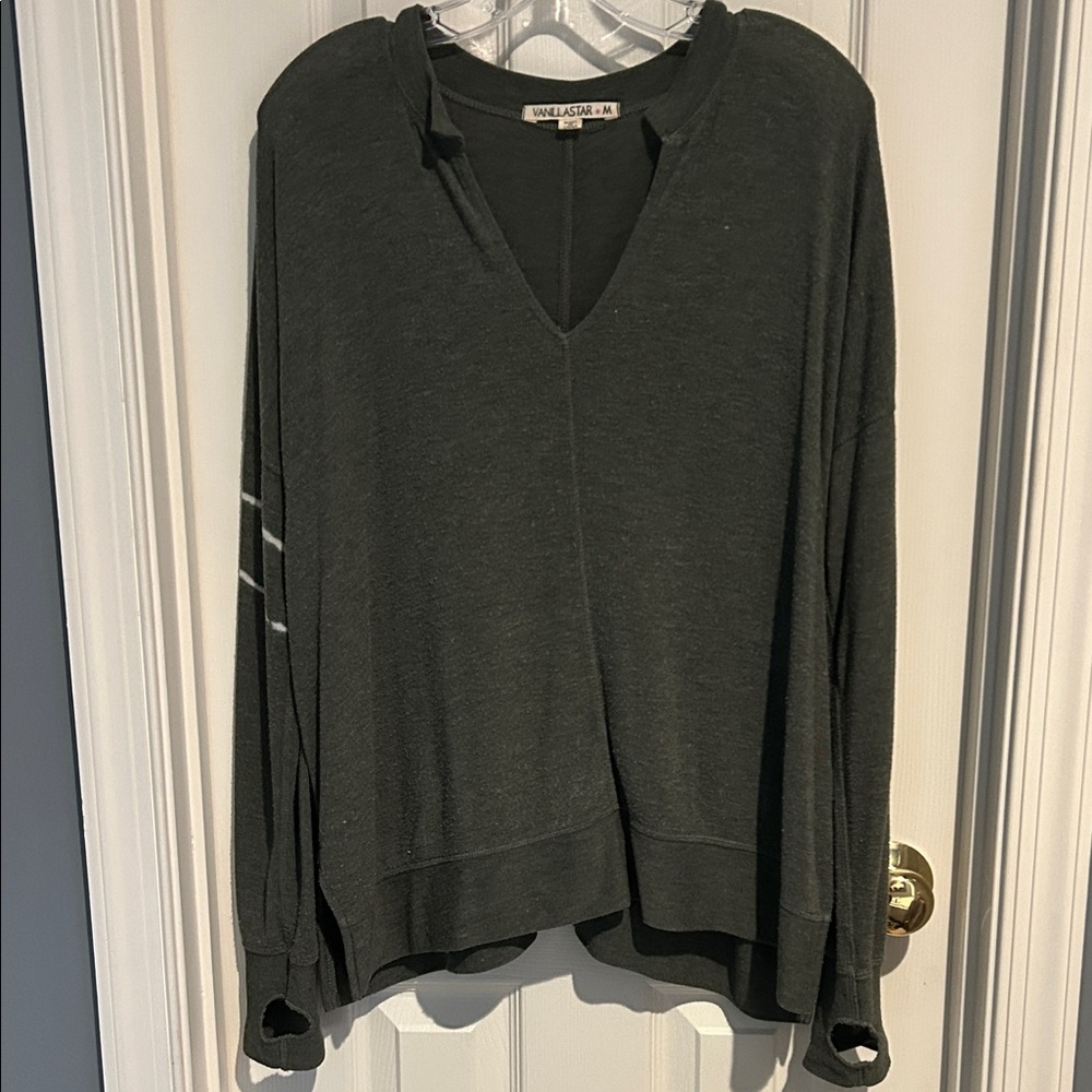 ⚜️ Vanilla Star Women's Dark Gren V-Neck Light Hoodie